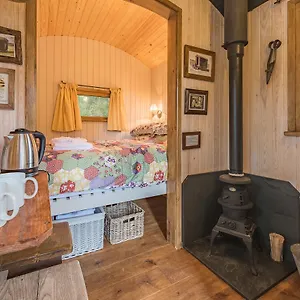 craven-shepherd-huts.yorkshirehotels.net/