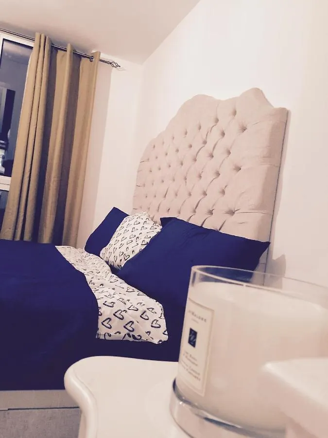 Luxury Apartment North Greenwich London